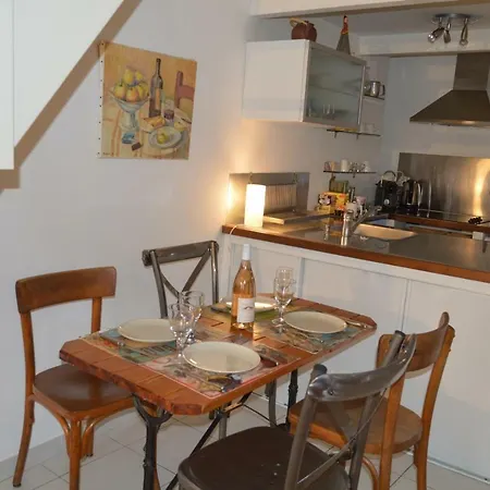 Loft Avec Terrasse Centre Historique Apartment *